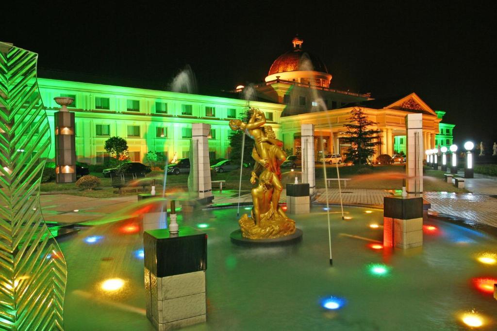 Shanghai Dazhong International Conference Hotel Dış mekan fotoğraf