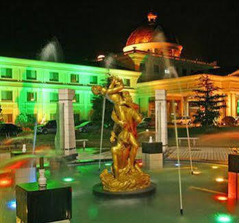 Shanghai Dazhong International Conference Hotel Dış mekan fotoğraf